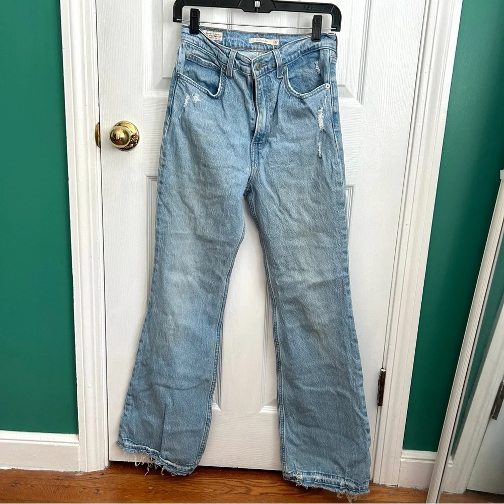 Levi’s 70’s High Flare Jeans 27